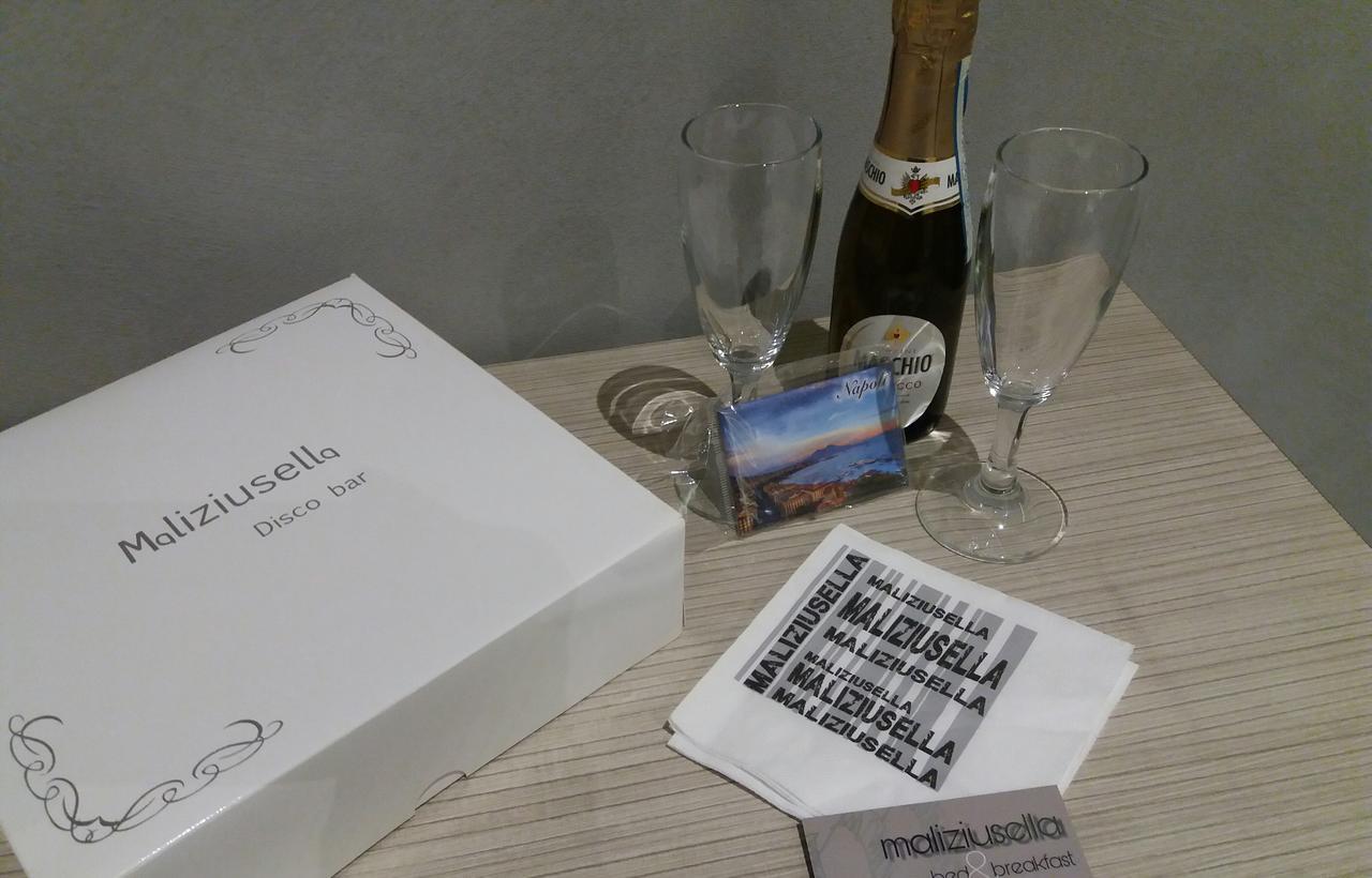 Maliziusella Hotell Napoli Eksteriør bilde